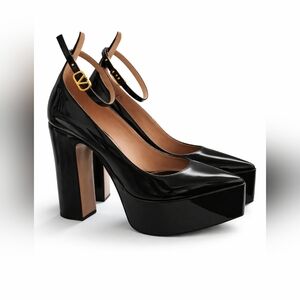 Valentino Garavani Tan-go Nero 155 patent-leather platform pumps Size 38/8